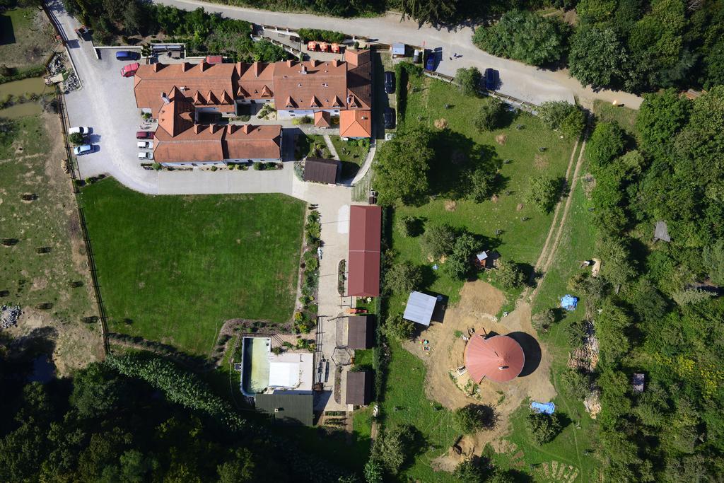 Pension Kadlcuv Mlyn Brno Bagian luar foto