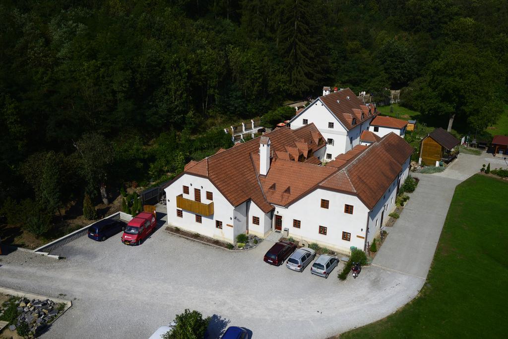 Pension Kadlcuv Mlyn Brno Bagian luar foto